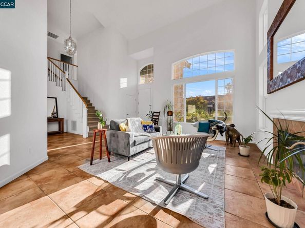 868 Deer Spring Cir, Concord CA 94521