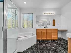 868 Deer Spring Cir, Concord CA 94521