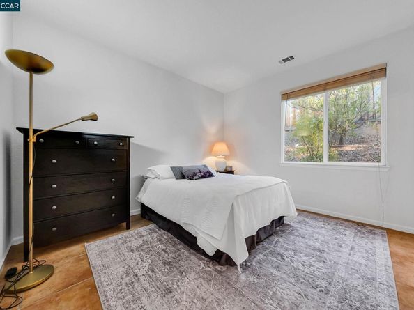 868 Deer Spring Cir, Concord CA 94521