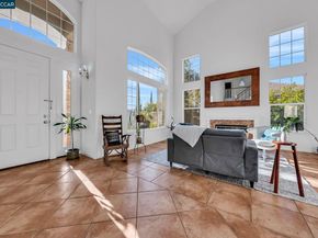 868 Deer Spring Cir, Concord CA 94521