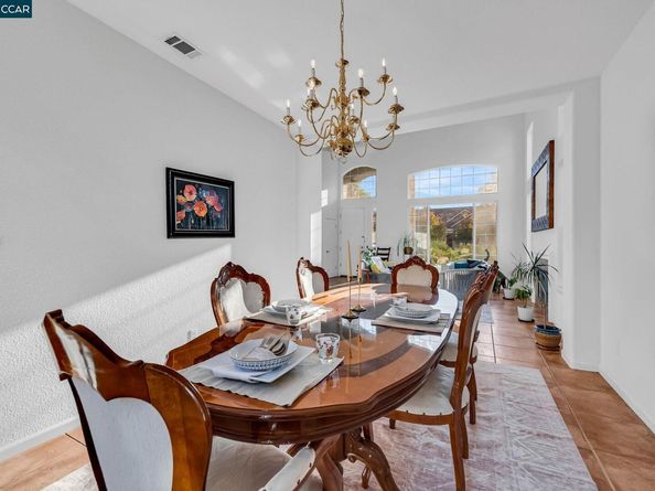 868 Deer Spring Cir, Concord CA 94521