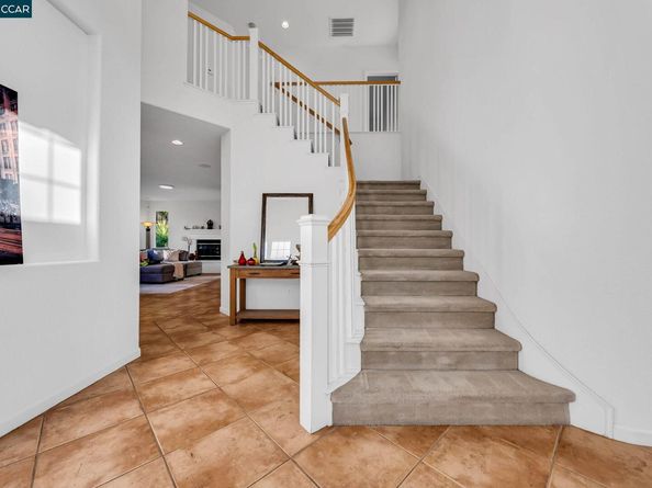 868 Deer Spring Cir, Concord CA 94521
