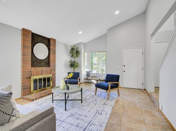 559 Bayview Park Dr, Milpitas CA 95035