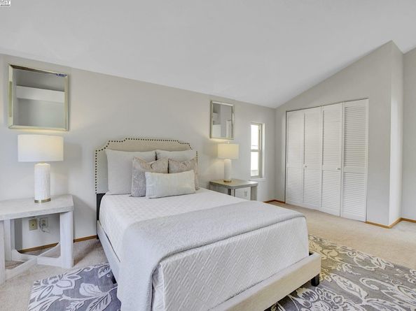 559 Bayview Park Dr, Milpitas CA 95035