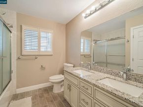 570 Zephyr Cir, Danville CA 94526