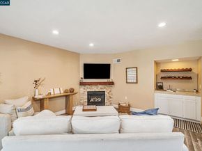 570 Zephyr Cir, Danville CA 94526