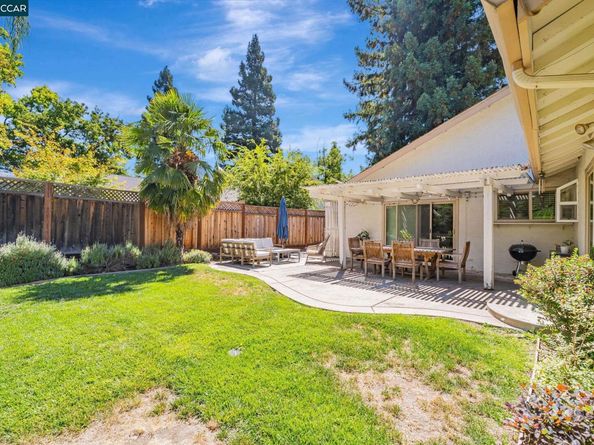 570 Zephyr Cir, Danville CA 94526