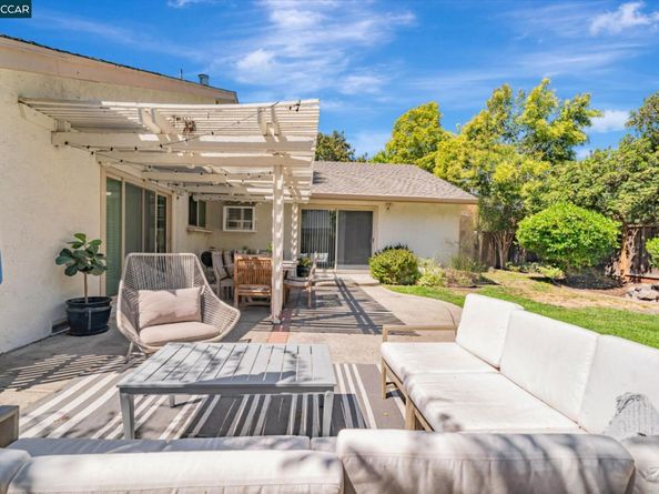 570 Zephyr Cir, Danville CA 94526
