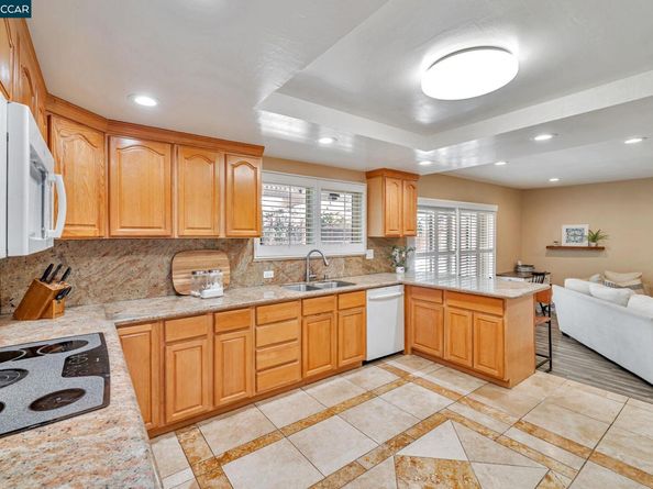 570 Zephyr Cir, Danville CA 94526