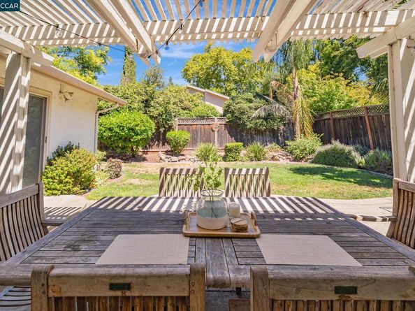 570 Zephyr Cir, Danville CA 94526