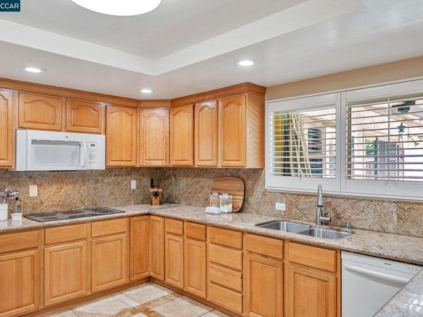 570 Zephyr Cir, Danville CA 94526