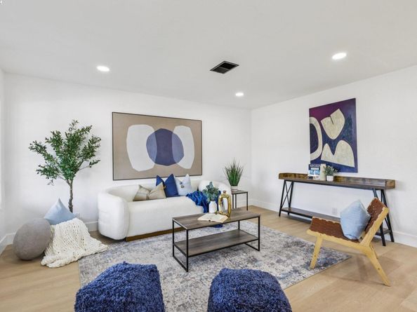 32226 Crest Ln, Union City CA 94587
