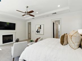 22 W Hill Way, Orinda CA 94563