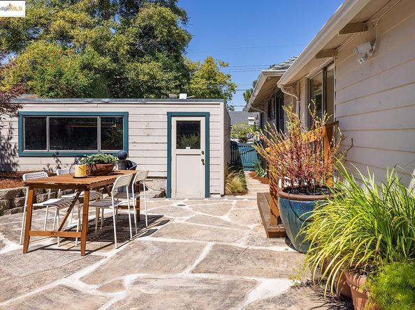 171 Glen Ave, Oakland CA 94611