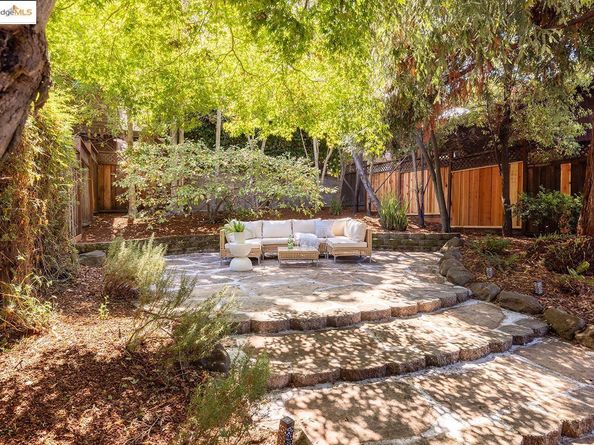 171 Glen Ave, Oakland CA 94611