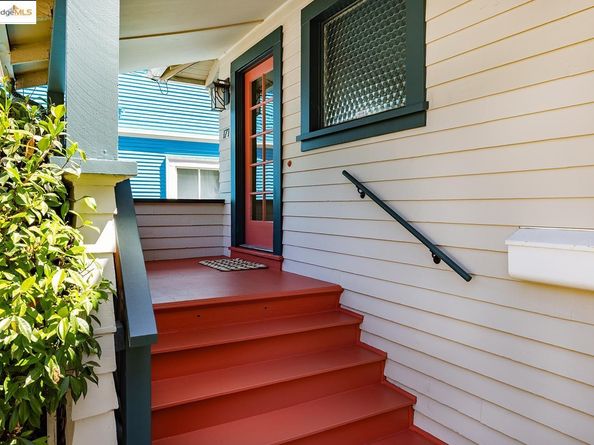 171 Glen Ave, Oakland CA 94611