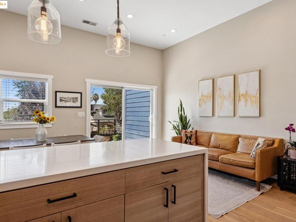 5169 Trask St, Oakland CA 94601