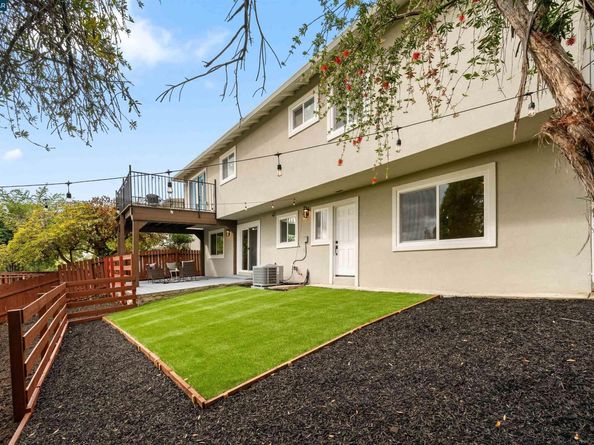 8497 Ney Ave, Oakland CA 94605