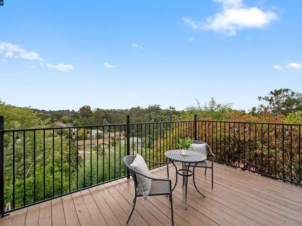 8497 Ney Ave, Oakland CA 94605
