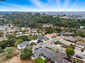 8497 Ney Ave, Oakland CA 94605