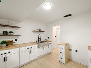 8497 Ney Ave, Oakland CA 94605