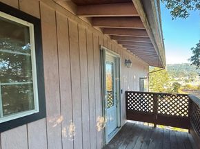 4535 Redding, Oakland CA 94619