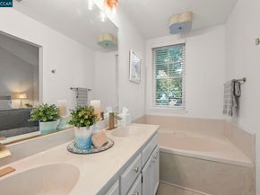 35 Danville Oak Place, Danville CA 94526