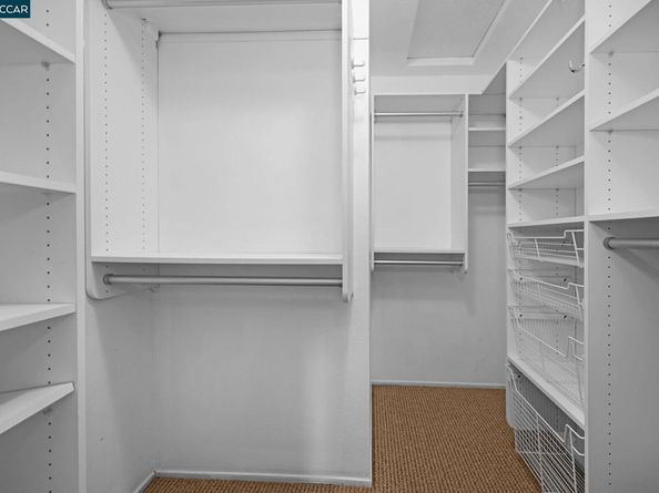 61 Fountainhead Ct, Martinez CA 94553