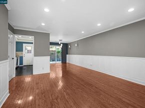 61 Fountainhead Ct, Martinez CA 94553