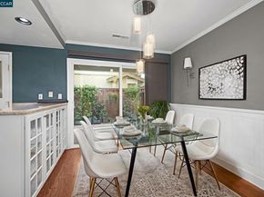 61 Fountainhead Ct, Martinez CA 94553