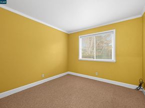 61 Fountainhead Ct, Martinez CA 94553