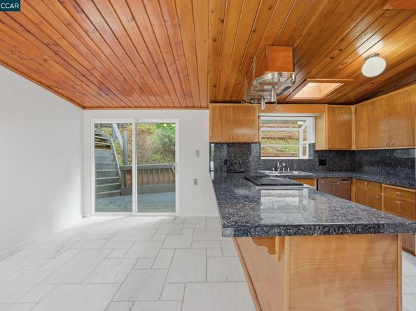 5584 Circle Dr, El Sobrante CA 94803