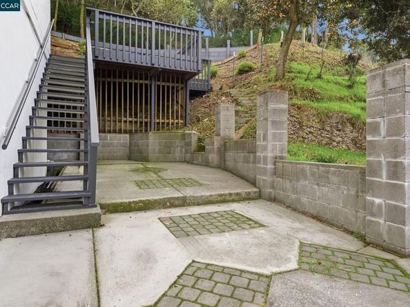 5584 Circle Dr, El Sobrante CA 94803