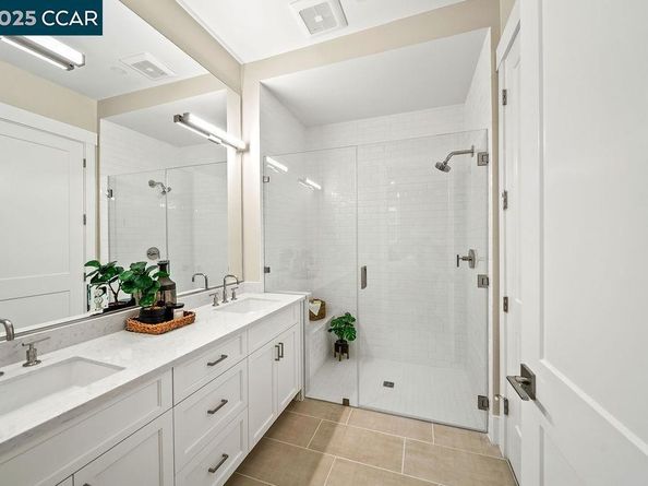 600 Hartz Ave 201, Danville CA 94526