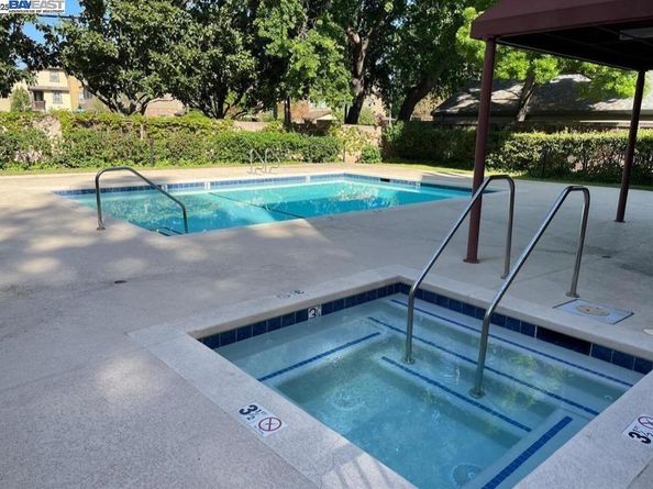 1310 Walden Rd 11, Walnut Creek CA 94597