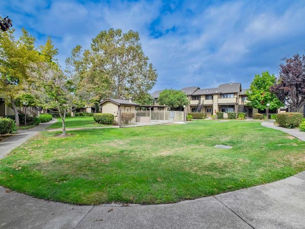 641 Majestic Way 36, San Leandro CA 94578