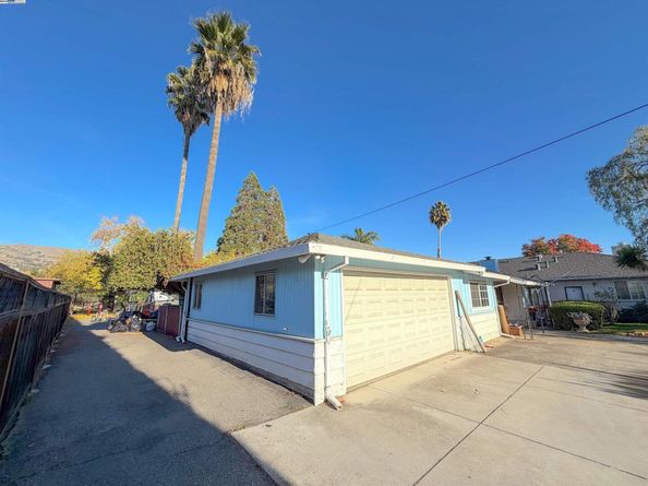 372 Gloria Ave, San Jose CA 95127