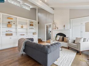 858 Mountain View Dr, Lafayette CA 94549