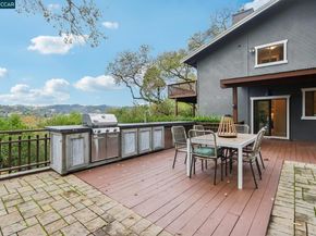 858 Mountain View Dr, Lafayette CA 94549