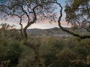 858 Mountain View Dr, Lafayette CA 94549