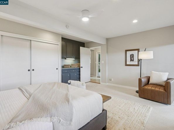 858 Mountain View Dr, Lafayette CA 94549