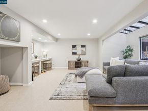 858 Mountain View Dr, Lafayette CA 94549