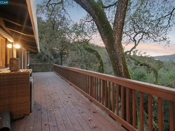 858 Mountain View Dr, Lafayette CA 94549