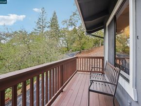 858 Mountain View Dr, Lafayette CA 94549