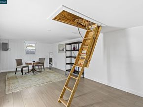 31 Adelaide Dr, Martinez CA 94553