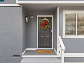 31 Adelaide Dr, Martinez CA 94553