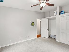 31 Adelaide Dr, Martinez CA 94553