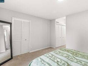 31 Adelaide Dr, Martinez CA 94553