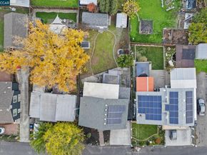 31 Adelaide Dr, Martinez CA 94553