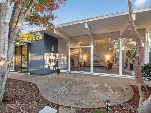 3482 Kenneth Dr, Palo Alto CA 94303